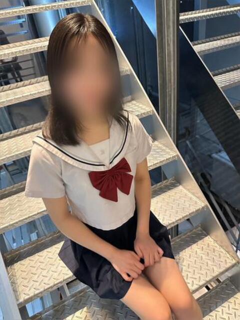 白星なぎさ【PREMIUM】 素人専門キラキラ学園（学園系デリヘル）