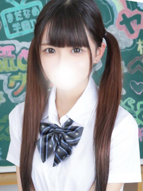 かな 舐めたくてグループ～君とサプライズ学園～越谷校（デリヘル）