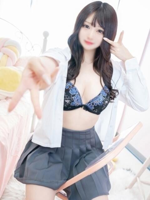 えれな E+アイドルスクール