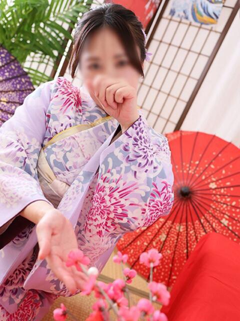 こい 濃厚即19妻（デリヘル）