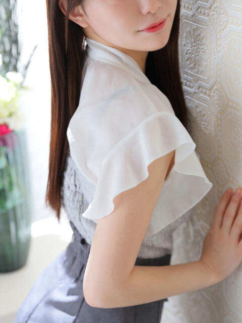 天城　華乃 トリプルクラウン（高級デリヘル）