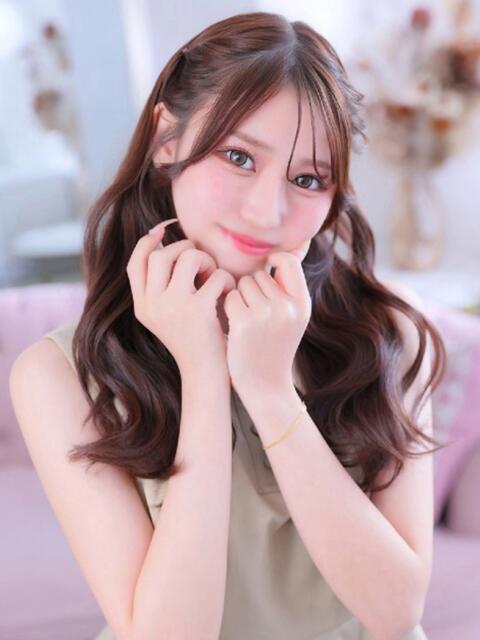 みいな★超S級！元有名アイドル S級素人清楚系デリヘル chloe（デリヘル）