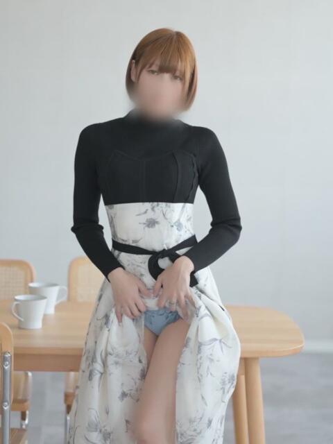 七瀬 かえで 快楽園 大阪梅田（ホテル待ち合わせ&amp;派遣型ヘルス）