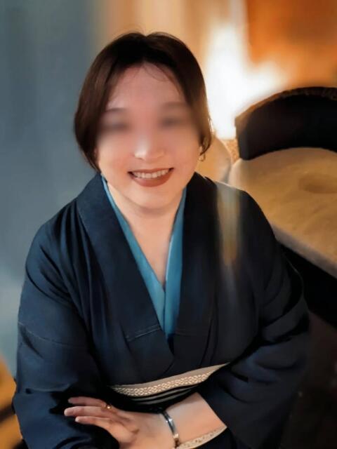 晴山 ドラキュラクイーン（派遣型M性感＆エステ）