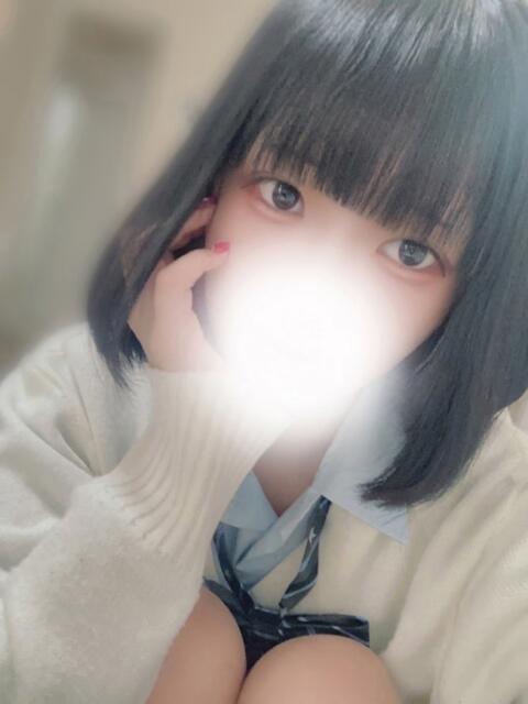 シホ(美スタイルと美パイパン) ペロ×2キャンディ（デリヘル）