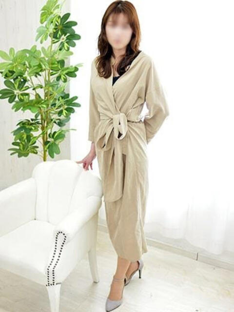 あや 胡蝶蘭（人妻系ホテヘル）