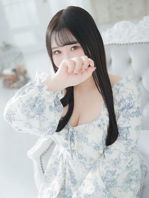 ゆい 白いぽっちゃりさん（ぽっちゃり専門ホテヘル）