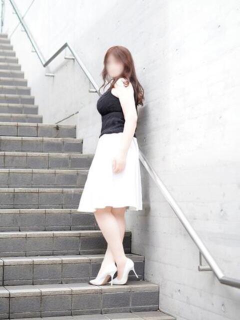 川島 美香 こあくまな熟女たち 上野・御徒町店 (KOAKUMAグループ)（人妻・熟女デリヘル）