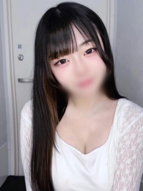 しの 神戸デリヘルRouge～ルージュ（デリヘル）