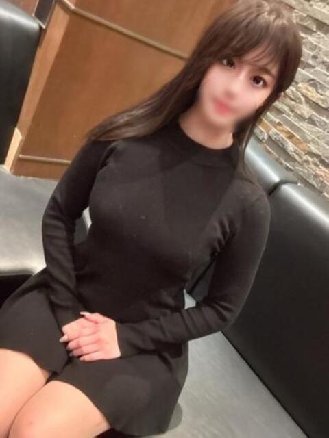 吉澤 ひなた 日向のような可愛い ファーストクラス ルビー（ソープランド）