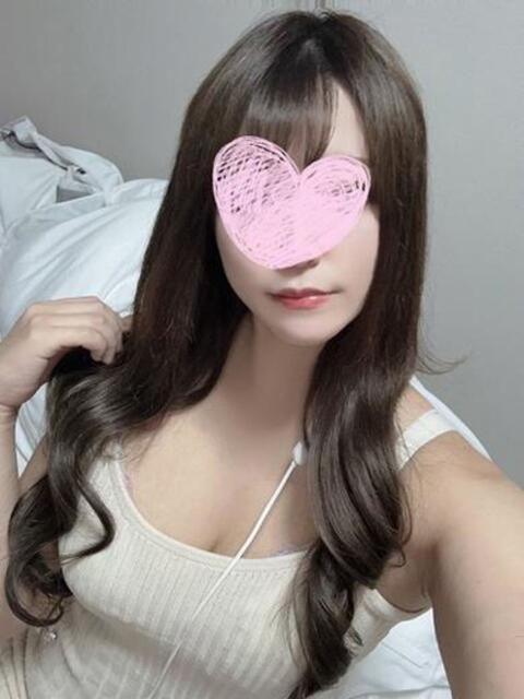 瞳(ひとみ) 麗しい人妻 新宿本店（人妻デリヘル）