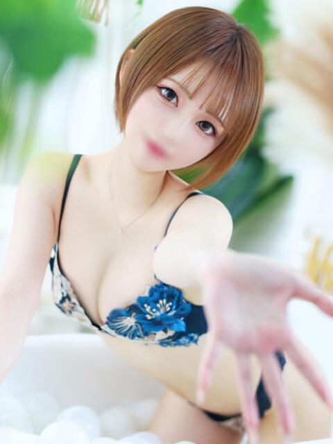 かなの【経験極浅アイドル美女】 STELLA NEXT－ステラネクスト－（デリヘル）