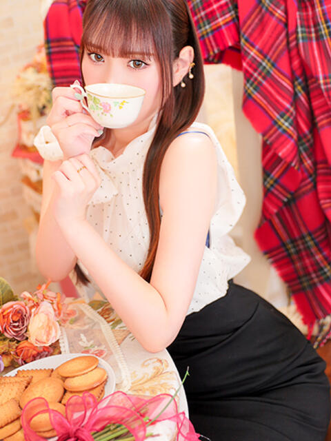 にいな 横浜人妻花壇本店（人妻デリヘル）