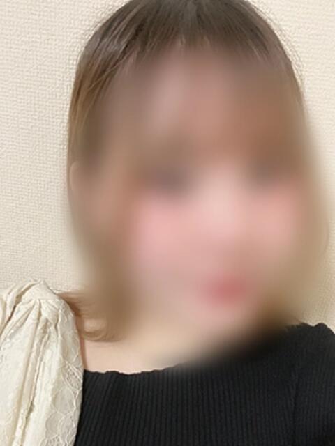 りお 錦糸町ぽちゃカワ女子専門店！我慢できないの！（ぽっちゃり待ち合わせ専門デリヘル）