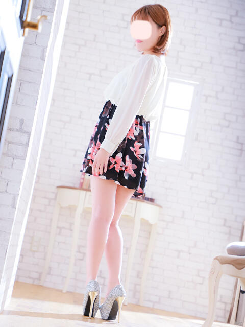 新山れん 若奥サマンサ（横浜ハレ系）（人妻・若妻専門ヘルス）