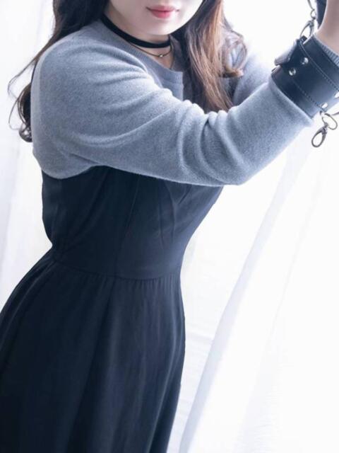 かれん 夜這専門発情する奥様たち 谷九店（人妻ホテヘル）