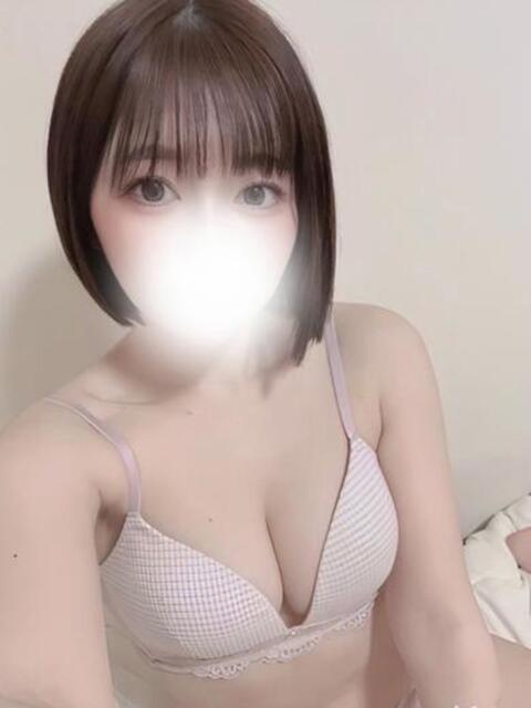 優花　杏さん（大物セクシー女優） ロイヤル　アテンダー（デリヘル）