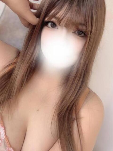 超激レア！母乳体質めろんさん ロイヤル　アテンダー（デリヘル）