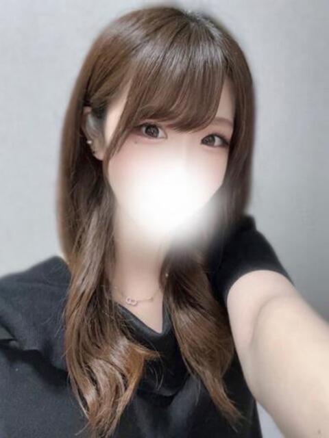 SSS級美女ゆいちゃん ロイヤル　アテンダー（デリヘル）