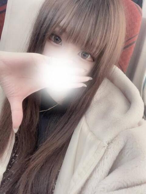 おっとりスレンダーさきちゃん ロイヤル　アテンダー（デリヘル）