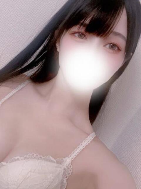 えろえろスレンダー美女みかちゃん ロイヤル　アテンダー（デリヘル）