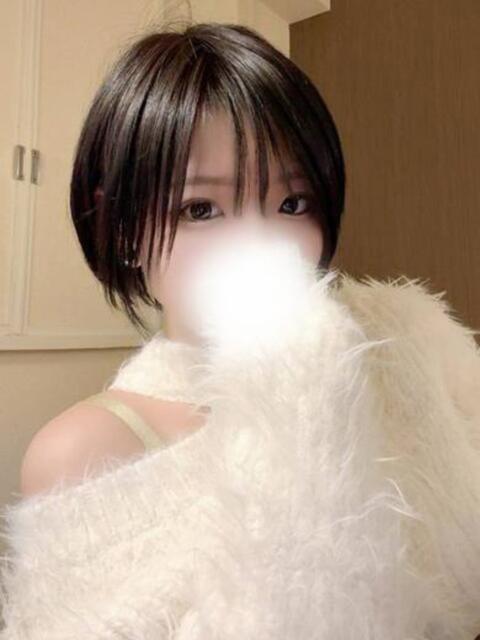 国宝級の最高級美女のあちゃん ロイヤル　アテンダー（デリヘル）