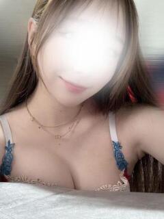 現役看護師SSS級美女ひとみさん ロイヤル　アテンダー（古川/デリヘル）