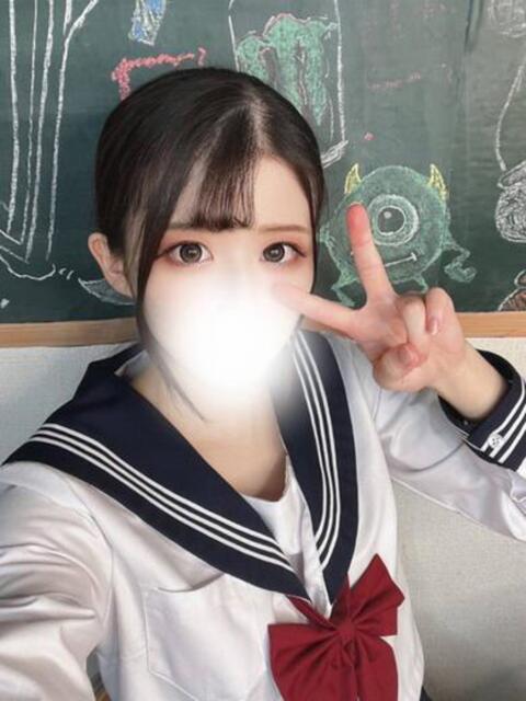 美少女スタイル抜群きあらちゃん ロイヤル アテンダー(デリヘル)