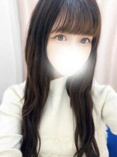 即尺無料！素人女子大生ゆいかさん ロイヤル　アテンダー（古川/デリヘル）