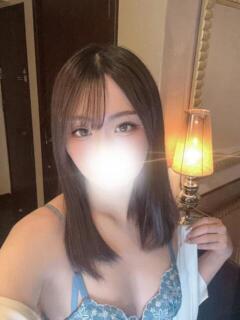 体験入店SSS級素人ゆうみちゃん ロイヤル　アテンダー（古川/デリヘル）