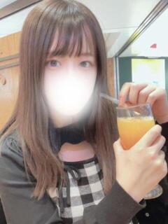 小柄ロリ巨乳ゆいなちゃん ロイヤル　アテンダー（古川/デリヘル）