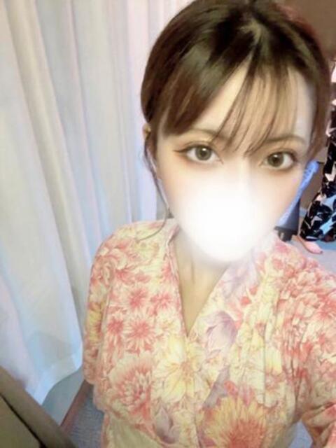 スライム乳と綺麗な美女あいかさん ロイヤル　アテンダー（デリヘル）