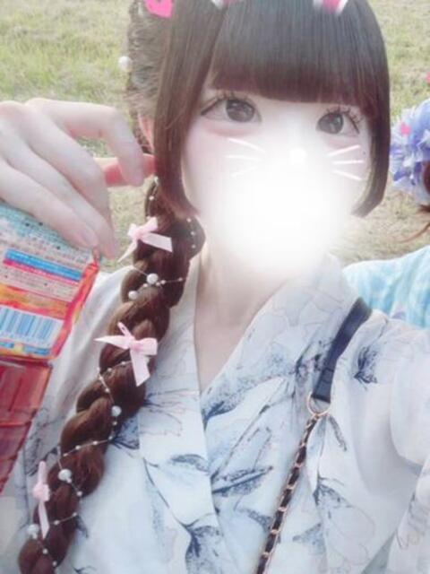 完全未経験18歳ふわりちゃん ロイヤル　アテンダー（デリヘル）