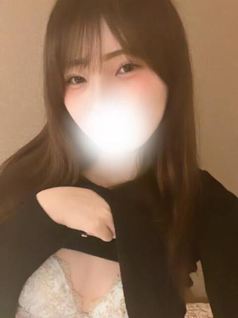 地元未経験りまちゃん（体験） ロイヤル　アテンダー（デリヘル）