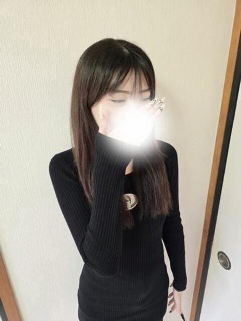 地元未経験りまちゃん（体験） ロイヤル　アテンダー（デリヘル）