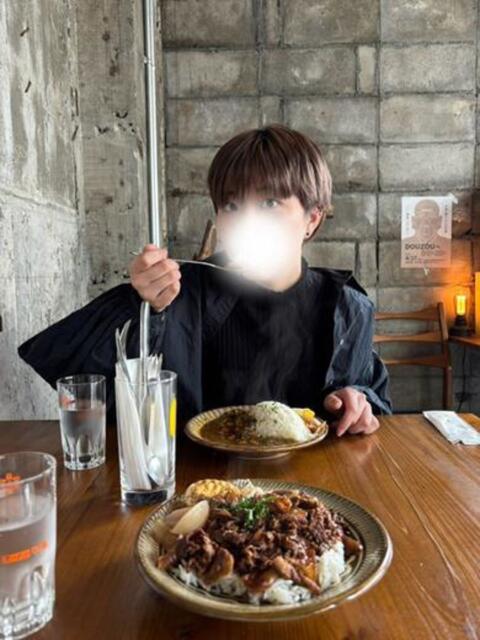 ボーイッシュ未経験ひまりちゃん ロイヤル　アテンダー（デリヘル）