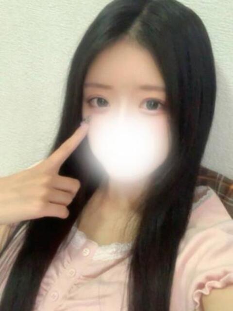 可憐美女！潮吹き体質！ゆみちゃん ロイヤル　アテンダー（デリヘル）