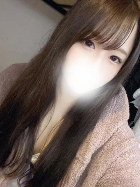 衝撃！最高級美女まひろちゃん ロイヤル　アテンダー（デリヘル）