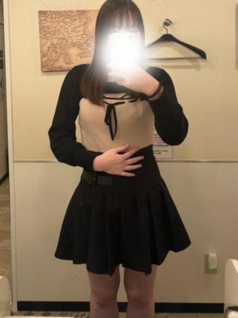 174㎝長身未経験りおちゃん ロイヤル　アテンダー（デリヘル）