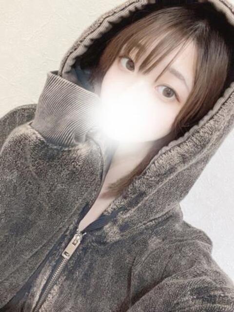 神レベル本物清楚系まなかちゃん ロイヤル　アテンダー（デリヘル）