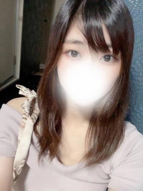 超敏感おほ声美女うらんちゃん ロイヤル　アテンダー（デリヘル）