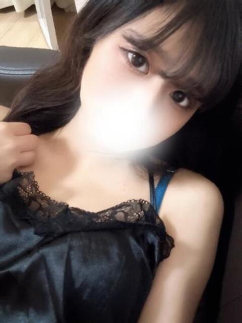 キス好き清楚系ともかちゃん ロイヤル　アテンダー（デリヘル）