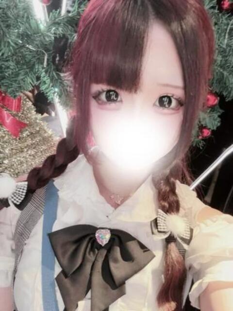 童顔アイドル系いろはちゃん ロイヤル　アテンダー（デリヘル）