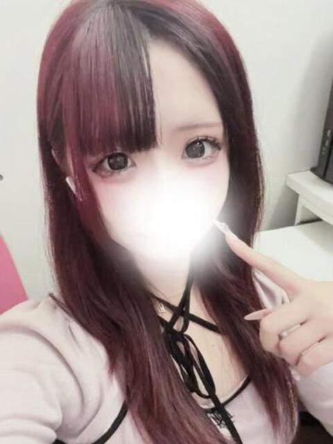 童顔アイドル系いろはちゃん ロイヤル　アテンダー（デリヘル）