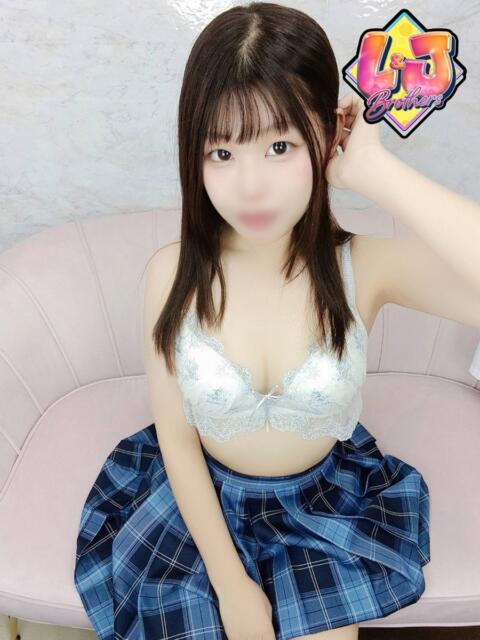 ひより イチャ舐めF乳美少女 L＆Jブラザーズ（デリヘル）