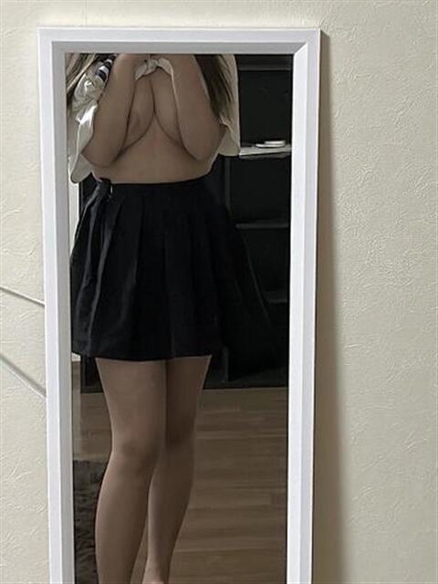 ウナ SCREEN(スクリーン)（デリヘル）