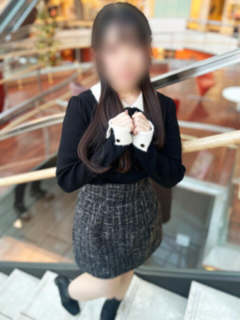 みお かりんと池袋（オナクラ）