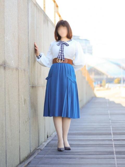 綾野 りこ こあくまな熟女たち 高松店（KOAKUMAグループ）（人妻・熟女デリヘル）