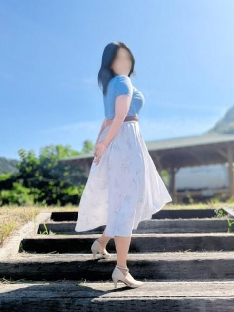 満島 ひかる こあくまな熟女たち 高松店（KOAKUMAグループ）（人妻・熟女デリヘル）