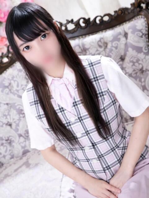こむぎ 新宿・本格コスプレ美人秘書オフィスイメクラ「秘書課女子」（デリヘル）